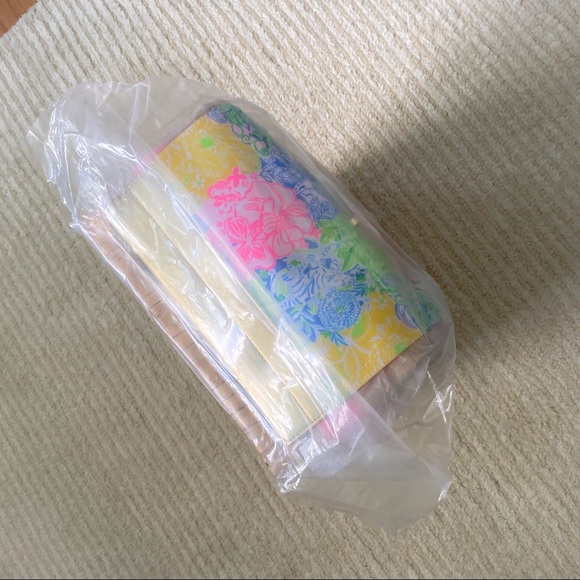 NWT Lilly Pulitzer Wicker Wine Basket - Picture 5 of 8